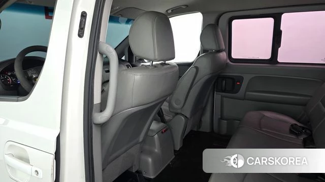 Hyundai The New Grand Starex 2018 Серебристо-серый из Кореи, фото 3