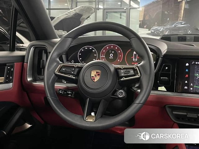 Porsche Cayenne (PO536) 2025 Черный из Кореи, фото 3