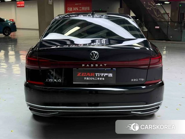 Volkswagen Passat 2023 Черный из Китая, фото 3