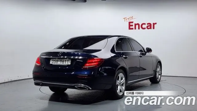Mercedes-Benz E-Class W213 2018 Синий из Кореи, фото 3