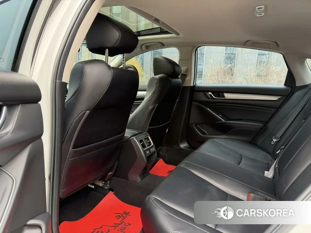 Honda Accord 2022 Белый из Китая, фото 3