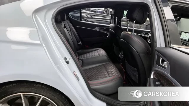 Genesis G70 2019 Светло-серебряный цвет из Кореи, фото 3