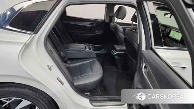 Hyundai The New Grandeur IG Hybrid 2021 Белый из Кореи, фото 3