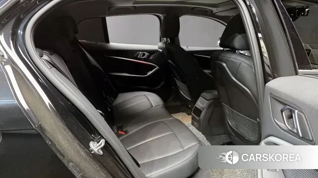 BMW 1 Series (F40) 2022 Черный из Кореи, фото 3