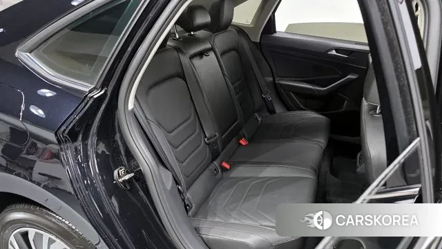 Volkswagen 7th Generation of Jetta 2021 Черный из Кореи, фото 3