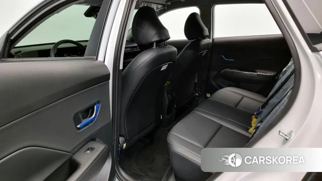 Hyundai Kona (SX2) 2025 Белый из Кореи, фото 3