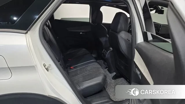 Peugeot 3008 second generation 2021 Белый из Кореи, фото 3