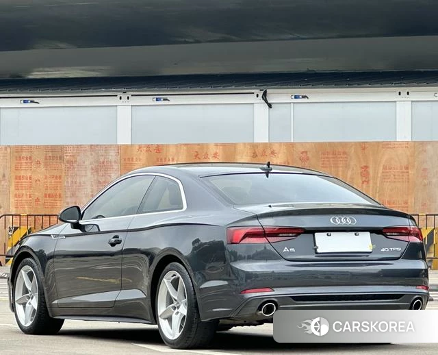 Audi A5 2020 Темно-серый из Китая, фото 3