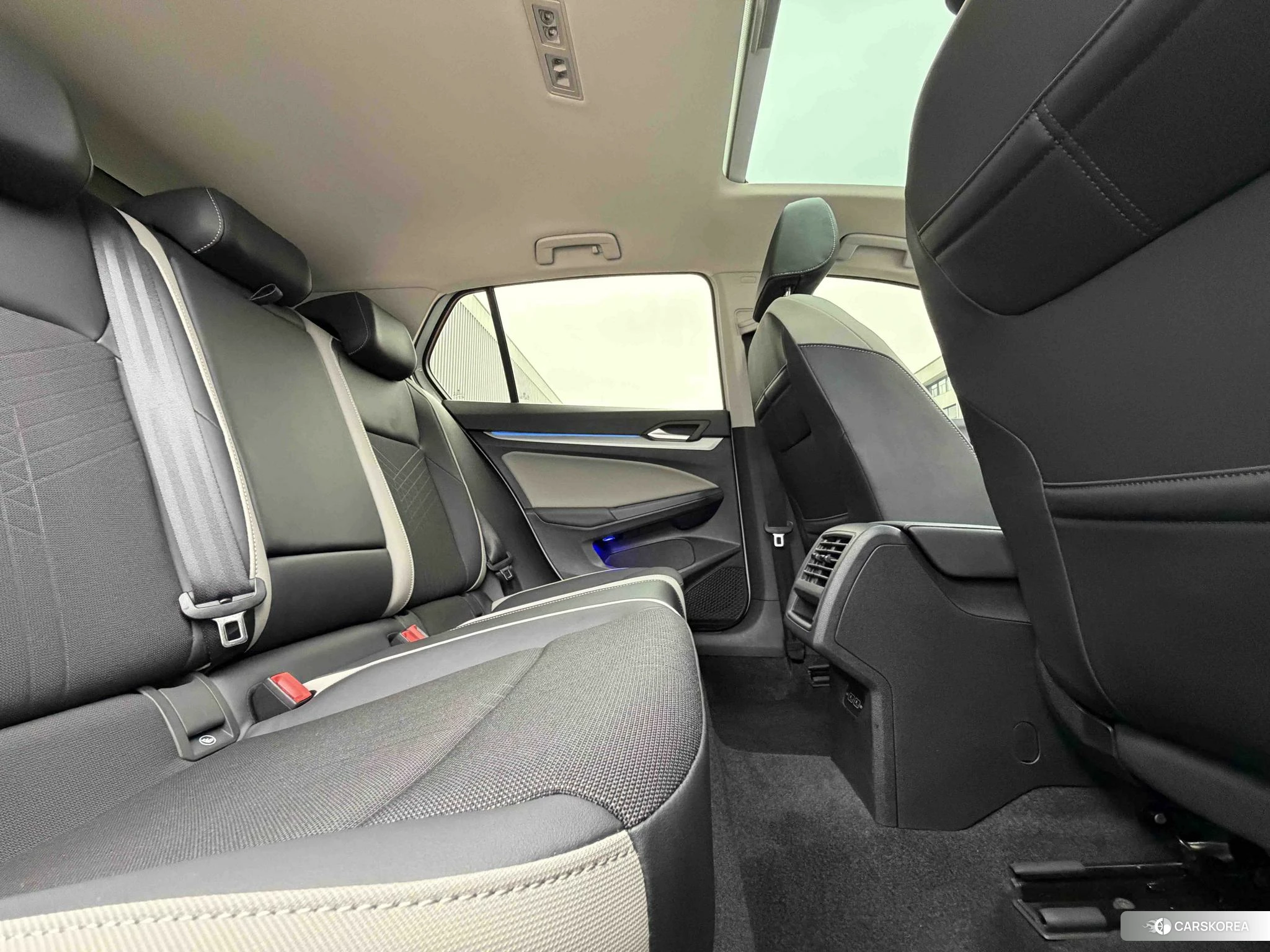Volkswagen Golf 2020 Белый из Китая, фото 3