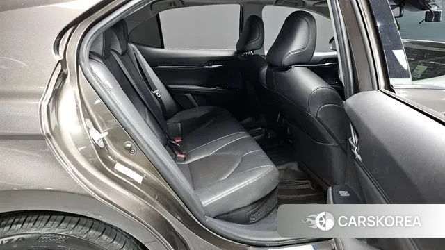 Toyota Camry (XV70) 2018 Коричневый из Кореи, фото 3