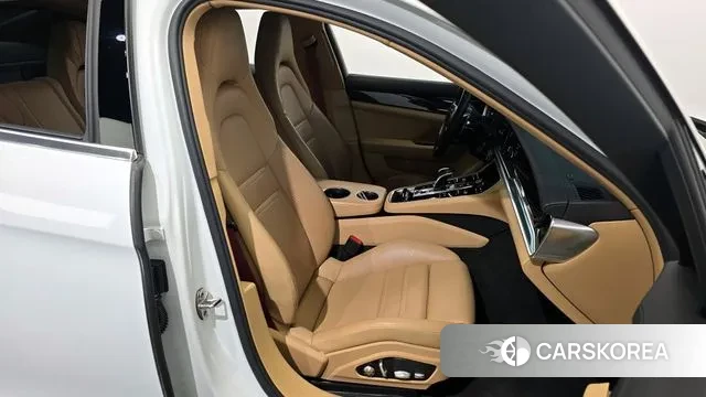 Porsche Panamera (971) 2018 Белый из Кореи, фото 3