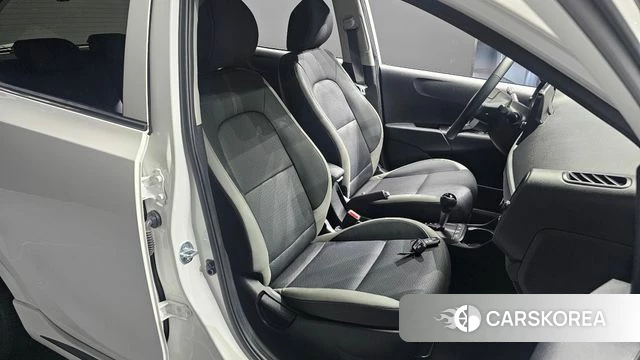 Kia Morning Urban (JA) 2023 Белый из Кореи, фото 3