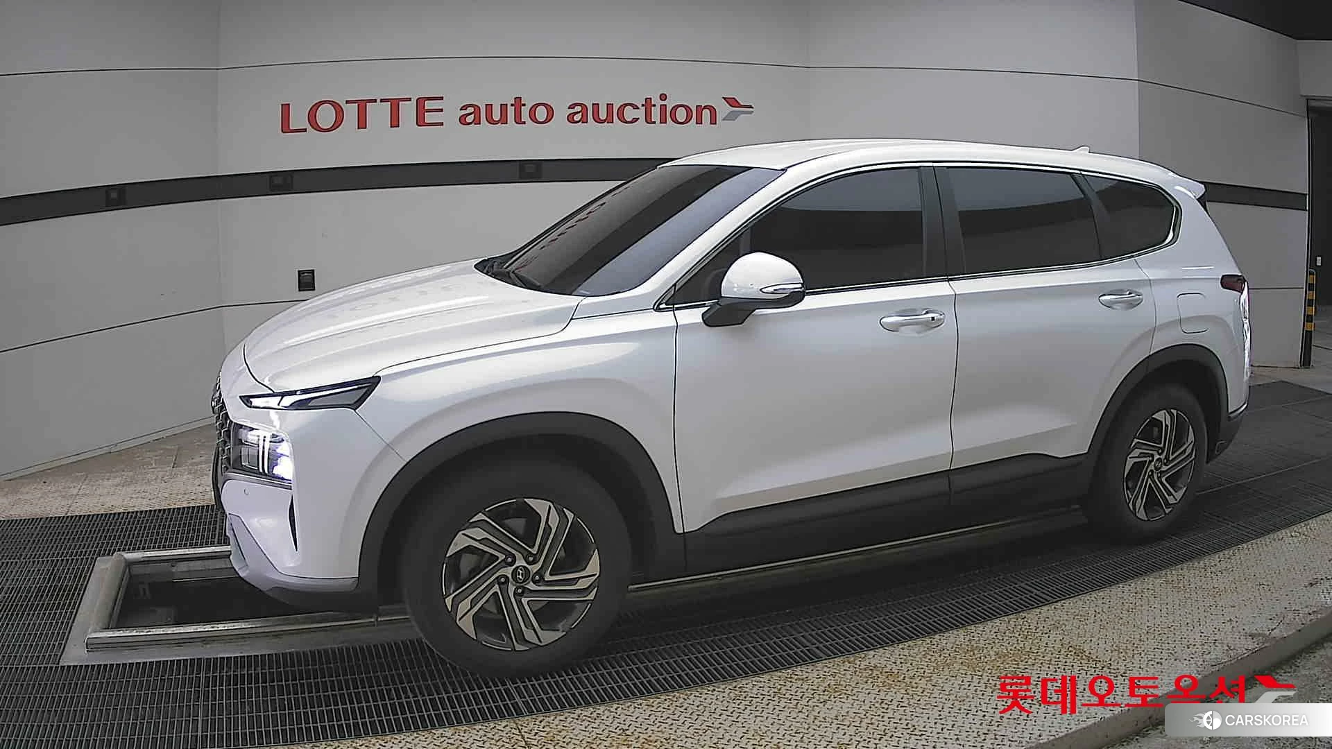 Hyundai Santa Fe 2021 Creamy White Pearl (optional) из Кореи, фото 3