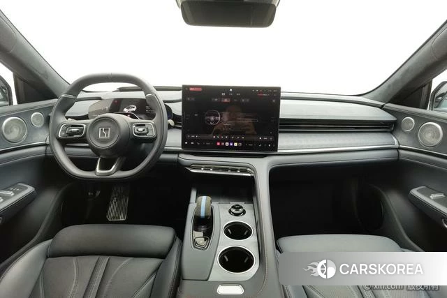 Extremely krypton ZEEKR 001 2025 Белый из Китая, фото 3