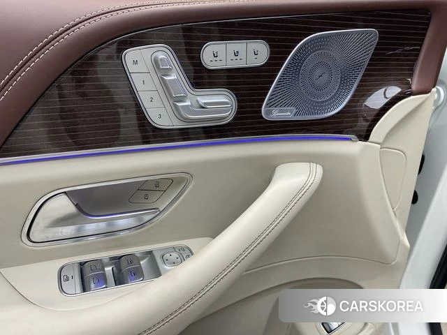 Mercedes-Benz Maybach GLS 2021 Белый из Китая, фото 3