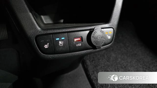 Kia The New Kia Ray 2023 Белый из Кореи, фото 3