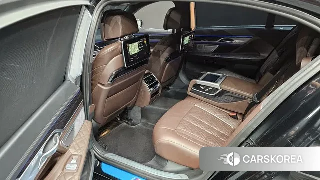 BMW 7 Series (G11) 2022 Черный из Кореи, фото 3