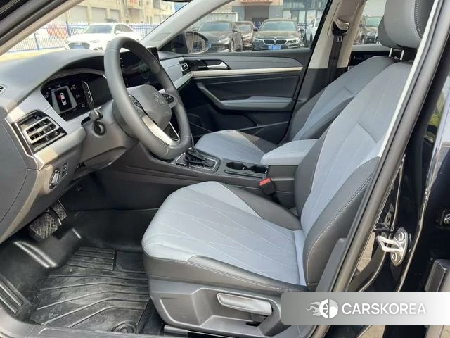 Volkswagen Lavida 2024 Черный из Китая, фото 3