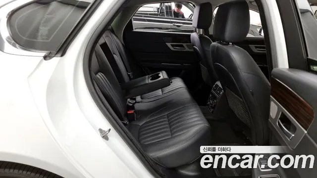 Jaguar XF (X260) 2018 Белый из Кореи, фото 3