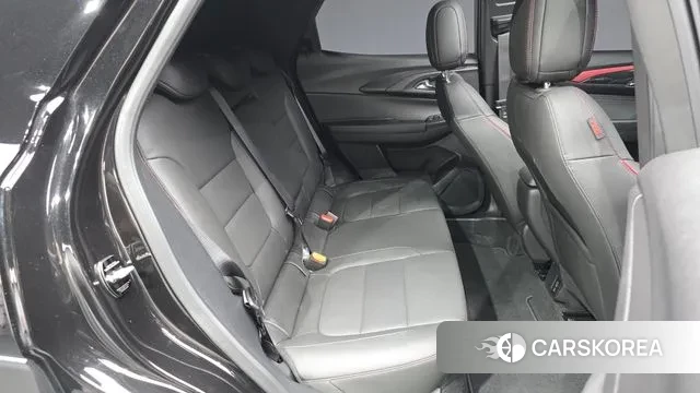 Chevrolet (GM Daewoo) The New Trail Blazer 2025 Черный из Кореи, фото 3