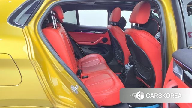 BMW X2 (F39) 2018 Золотой из Кореи, фото 3