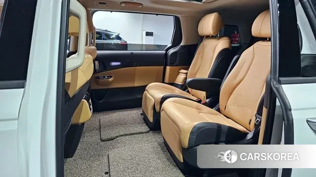 Kia Carnival 4th generation 2023 Белый из Кореи, фото 3