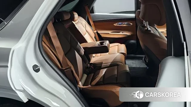 Genesis GV70 2022 Белый из Кореи, фото 3