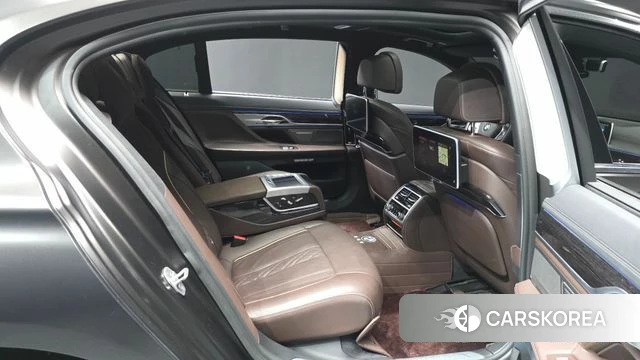 BMW 7 Series (G11) 2018 Серый из Кореи, фото 3