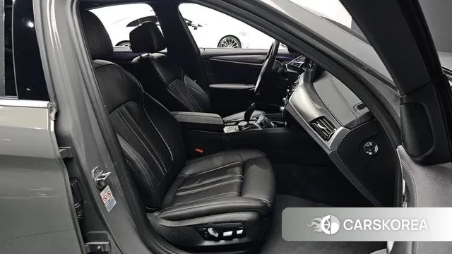 BMW 5 Series (G30) id 3011790 из Кореи 3