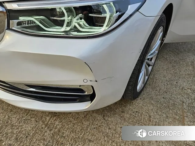 BMW 6 Series GT (G32) 2019 Жемчужный цвет из Кореи, фото 3