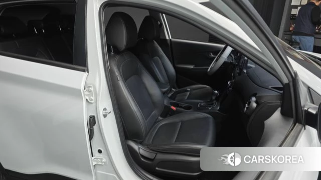 Hyundai Kona 2018 Белый из Кореи, фото 3