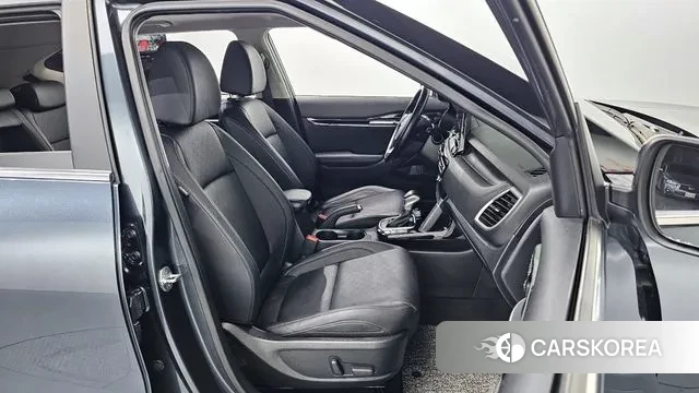 Kia Seltos 2022 Серый из Кореи, фото 3