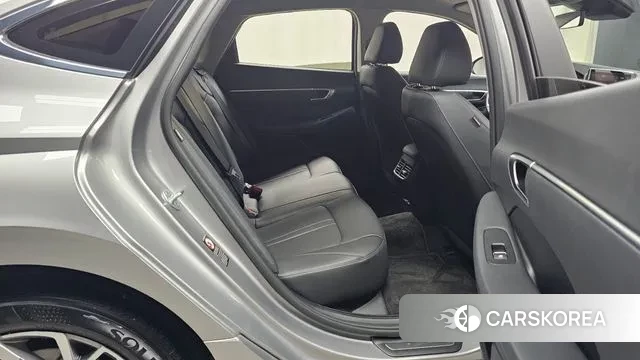 Hyundai Sonata (DN8) 2020 Серебристо-серый из Кореи, фото 3