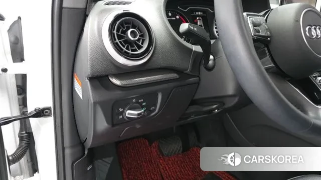 Audi New A3 2020 Белый из Кореи, фото 3