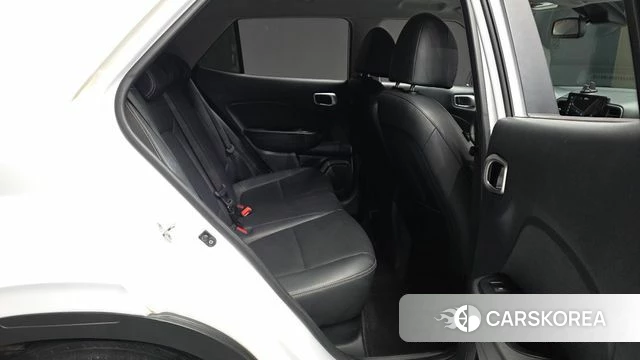 Hyundai Venue 2022 Белый из Кореи, фото 3