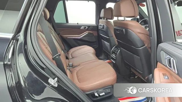 BMW X5 (G05) 2023 Черный из Кореи, фото 3