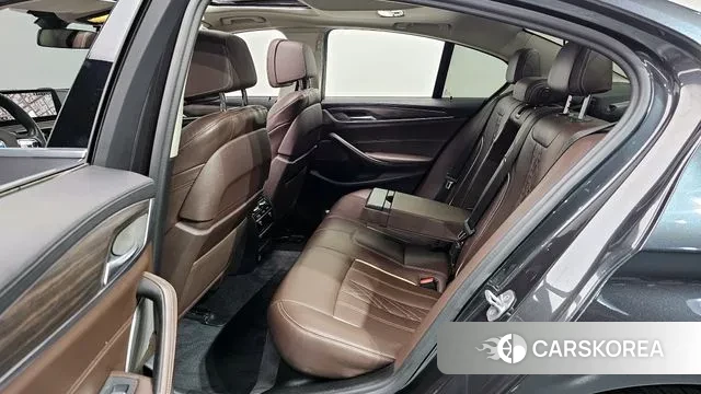 BMW 5 Series (G30) 2020 Серый из Кореи, фото 3