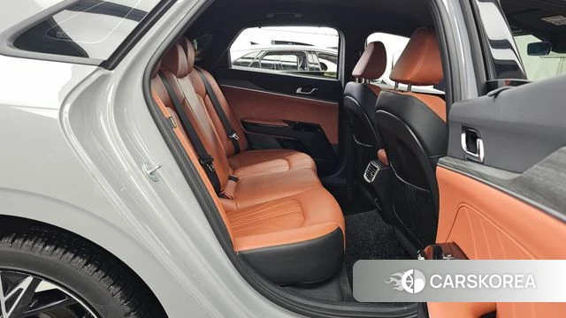 Kia The New K5 3rd generation 2025 Серебряный из Кореи, фото 3