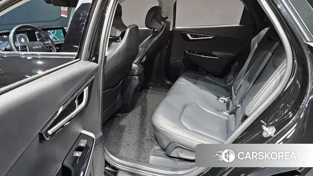 Kia EV6 2023 Черный из Кореи, фото 3