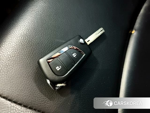 Toyota Corolla Sharp amplifier 2025 Серебристо-серый из Китая, фото 3