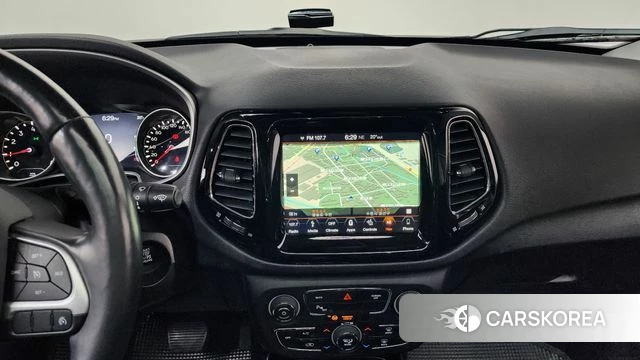 Jeep Compass 2nd Generation 2019 Белый из Кореи, фото 3