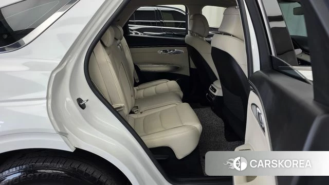 Genesis GV70 2022 Белый из Кореи, фото 3