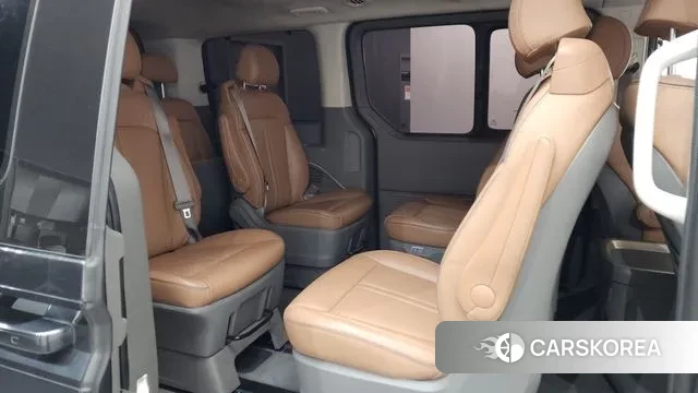 Hyundai Staria 2021 Серый из Кореи, фото 3