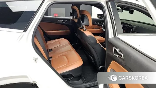 Kia Sportage 5th Generation Hybrid 2021 Белый из Кореи, фото 3