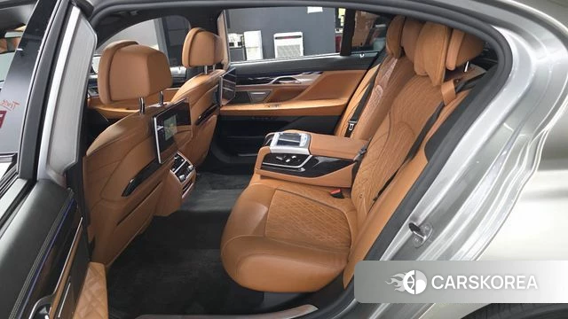 BMW 7 Series (G11) 2019 Песочный из Кореи, фото 3