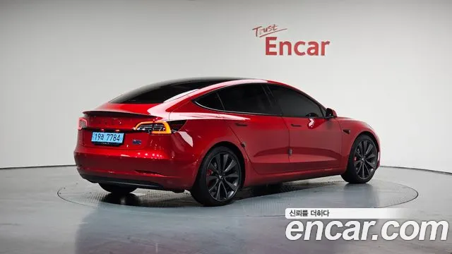 Tesla Model 3 2020 Красный из Кореи, фото 3