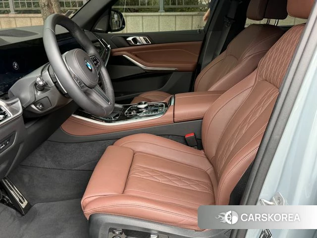 BMW X5 (G05) 2025 Небесно-голубой из Кореи, фото 3