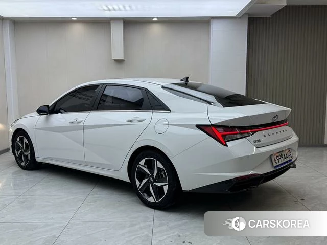 Hyundai Elantra 2021 Белый из Китая, фото 3