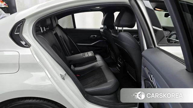 BMW 3 Series (G20) 2021 Белый из Кореи, фото 3