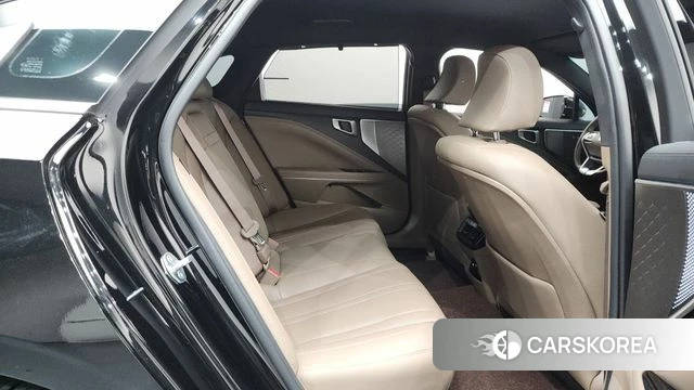 Kia K8 2024 Черный из Кореи, фото 3
